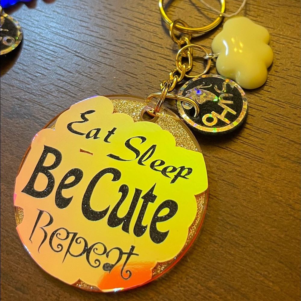 Keychain - Picture 5 of 7